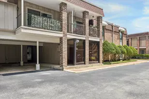 7555 Katy Fwy, Houston, TX 77024 - Photo 25
