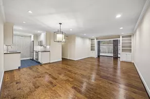 7555 Katy Fwy, Houston, TX 77024 - Photo 15
