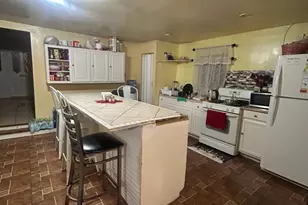 909 S Mineola St, Midland, TX 79701 - Photo 5