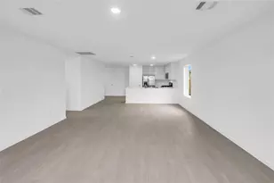 410 Hatton Ct, Conroe, TX 77303 - Photo 9