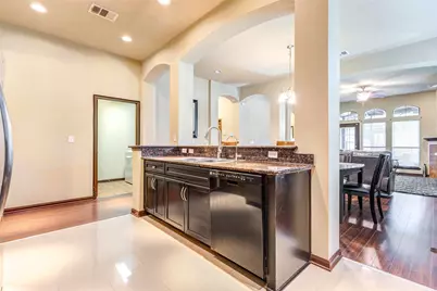 940 Oak Lynn Drive, Conroe, TX 77378 - Photo 7