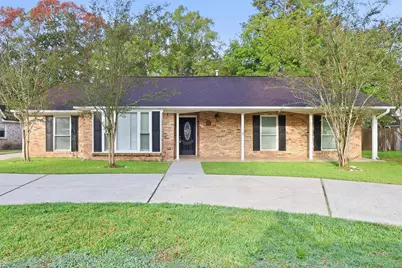 672 Ravensworth Drive, Conroe, TX 77302 - Photo 1