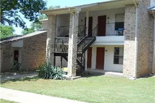 700 Piner St, Honey Grove, TX 75446 - Photo 3