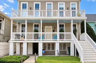 1523 21st Ave, Galveston, TX 77550 - Photo 1