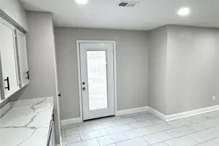 6321 Apache Dr, Pasadena, TX 77503 - Photo 11