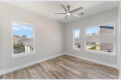3902 Aledo St A B C, Houston, TX 77051 - Photo 13