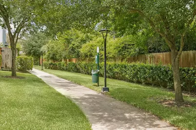 5013 Lehman Oaks Drive, Houston, TX 77018 - Photo 23