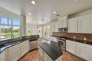 10402 Kingston Creek Ln, Cypress, TX 77433 - Photo 13