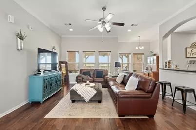 234 S Lantana Circle, Sealy, TX 77474 - Photo 13