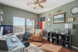 234 S Lantana Cir, Sealy, TX 77474 - Photo 11