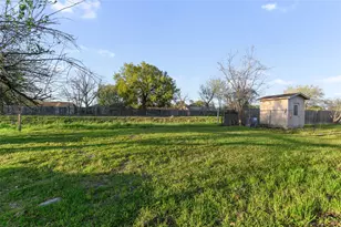 986 Dewalt St, Houston, TX 77088 - Photo 17