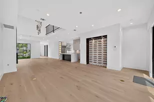 1508 Woodvine Dr, Houston, TX 77055 - Photo 9