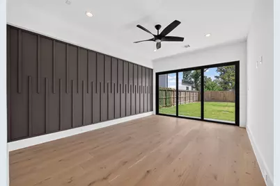 1508 Woodvine Drive, Houston, TX 77055 - Photo 37