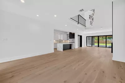 1508 Woodvine Drive, Houston, TX 77055 - Photo 5
