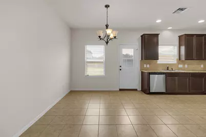 11334 Creekway Bend Drive, Humble, TX 77396 - Photo 7