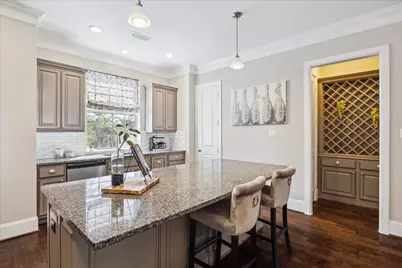 6735 Highclere Manor Lane, Houston, TX 77055 - Photo 15