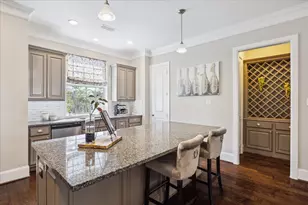 6735 Highclere Manor Ln, Houston, TX 77055 - Photo 15