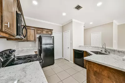 4214 Brinkley #B, Houston, TX 77051 - Photo 9