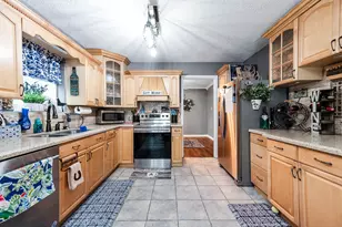 5404 Tanglebriar Dr, Dickinson, TX 77539 - Photo 11