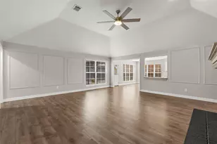 2105 Murfield Dr, League City, TX 77573 - Photo 5