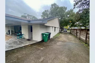 5250 Birdwood Road, Houston, TX 77096 - Photo 29