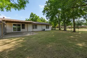 1601 Alston Dr, Waco, TX 76705 - Photo 11