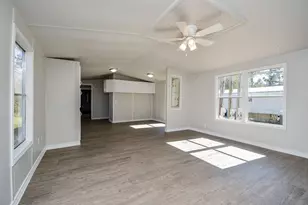 12561 Roy Harris Loop, Conroe, TX 77306 - Photo 11