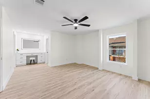14387 Misty Meadow Ln, Houston, TX 77079 - Photo 17