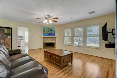 2513 Hadley Circle, Sugar Land, TX 77478 - Photo 11