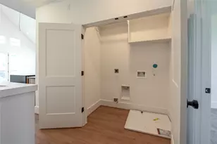 7606 Victory Reserve St, Houston, TX 77088 - Photo 19