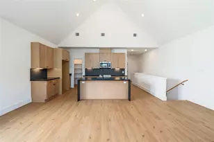 7606 Victory Reserve St, Houston, TX 77088 - Photo 13