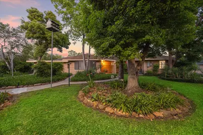 1309 Centennial Drive, Houston, TX 77055 - Photo 37