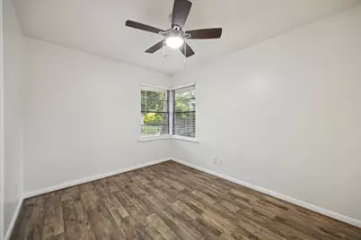 1309 Centennial Drive, Houston, TX 77055 - Photo 27