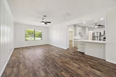 1309 Centennial Drive, Houston, TX 77055 - Photo 13