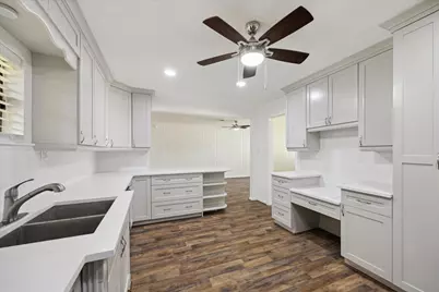 1309 Centennial Drive, Houston, TX 77055 - Photo 17