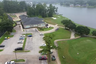 2020 E Lake Dr, Huntsville, TX 77340 - Photo 15