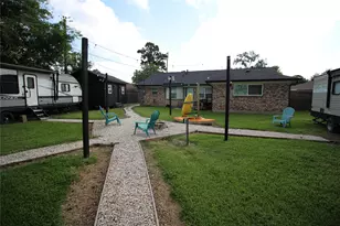 723 Fawn Ct, Houston, TX 77015 - Photo 5