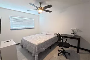 723 Fawn Ct, Houston, TX 77015 - Photo 11