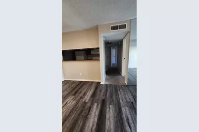 2818 S Bartell Drive #7, Houston, TX 77054 - Photo 1