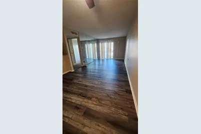 2818 S Bartell Drive #7, Houston, TX 77054 - Photo 5