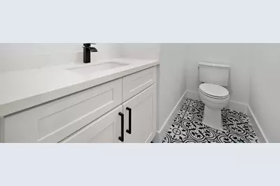 1307 Amundsen St N, Houston, TX 77009 - Photo 5