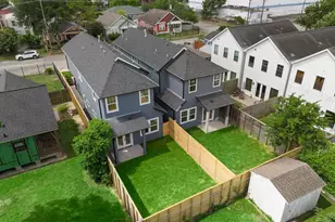 1307 Amundsen St N, Houston, TX 77009 - Photo 25