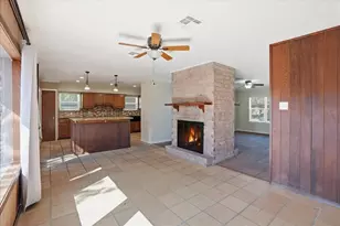 501 Dolphin Pl, Corpus Christi, TX 78411 - Photo 11