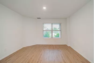 18906 Sorento Bay Lane, Hockley, TX 77447 - Photo 17