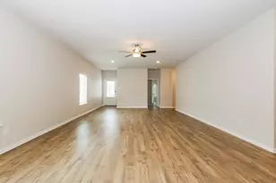 15648 Plum Brk Dr, Conroe, TX 77303 - Photo 5