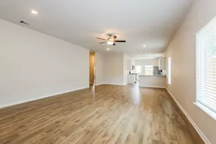 15648 Plum Brk Dr, Conroe, TX 77303 - Photo 3