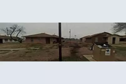 921 N Tyrus, Groesbeck, TX 76642 - Photo 3