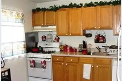 921 N Tyrus, Groesbeck, TX 76642 - Photo 5