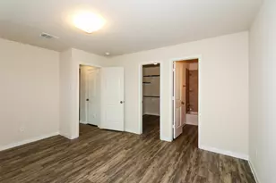 6046 Peaceful Ridge Dr, Houston, TX 77048 - Photo 7