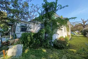 1230 W Woodard St, Denison, TX 75020 - Photo 11